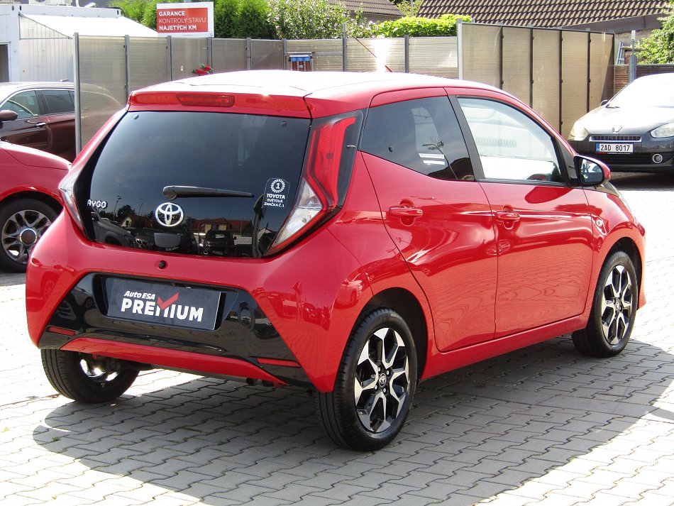 Toyota Aygo 1.0i 