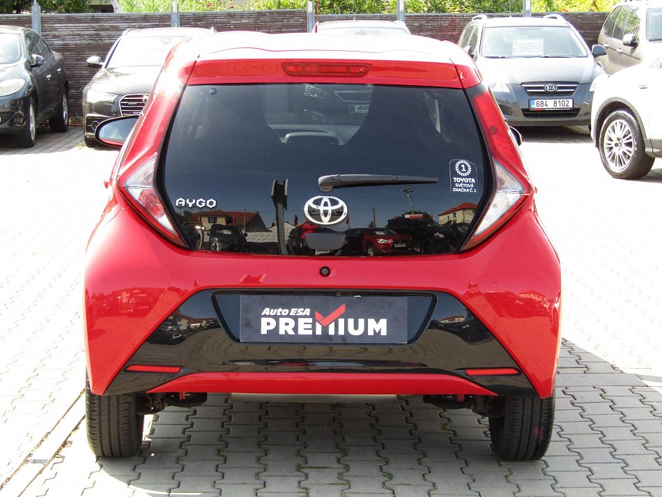 Toyota Aygo 1.0i 