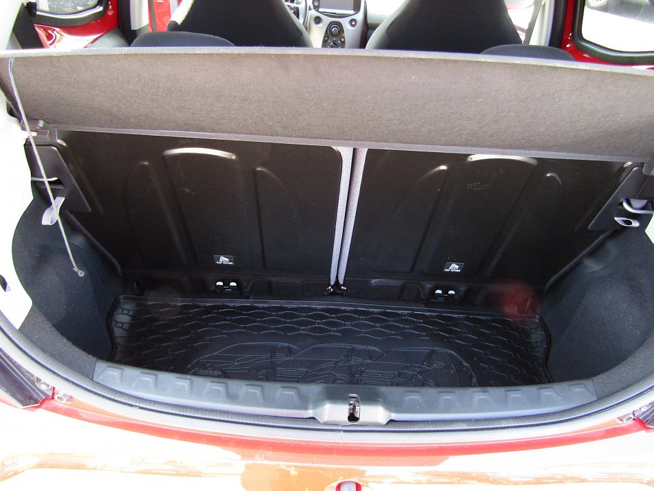 Toyota Aygo 1.0i 