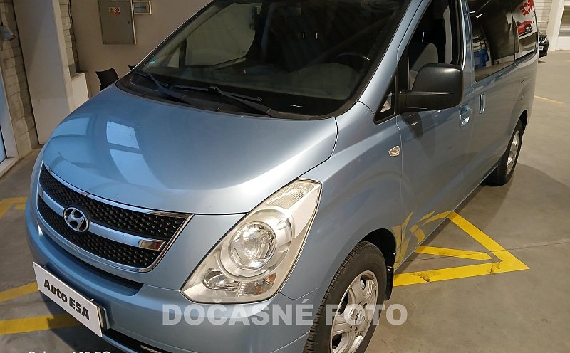 Hyundai H 1 2.5CRDi  8míst