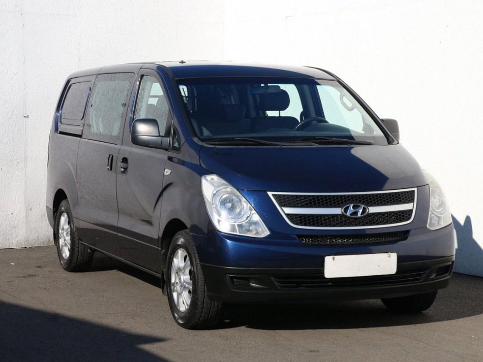 Hyundai H 1 2.5CRDi  8míst