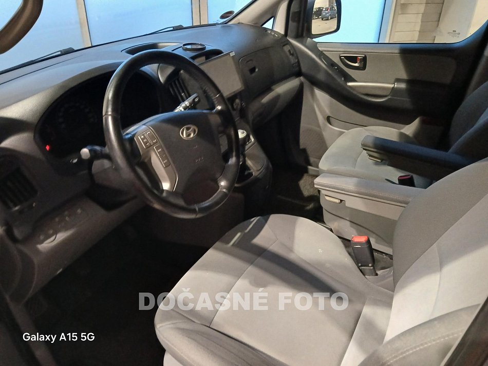 Hyundai H 1 2.5CRDi  8míst