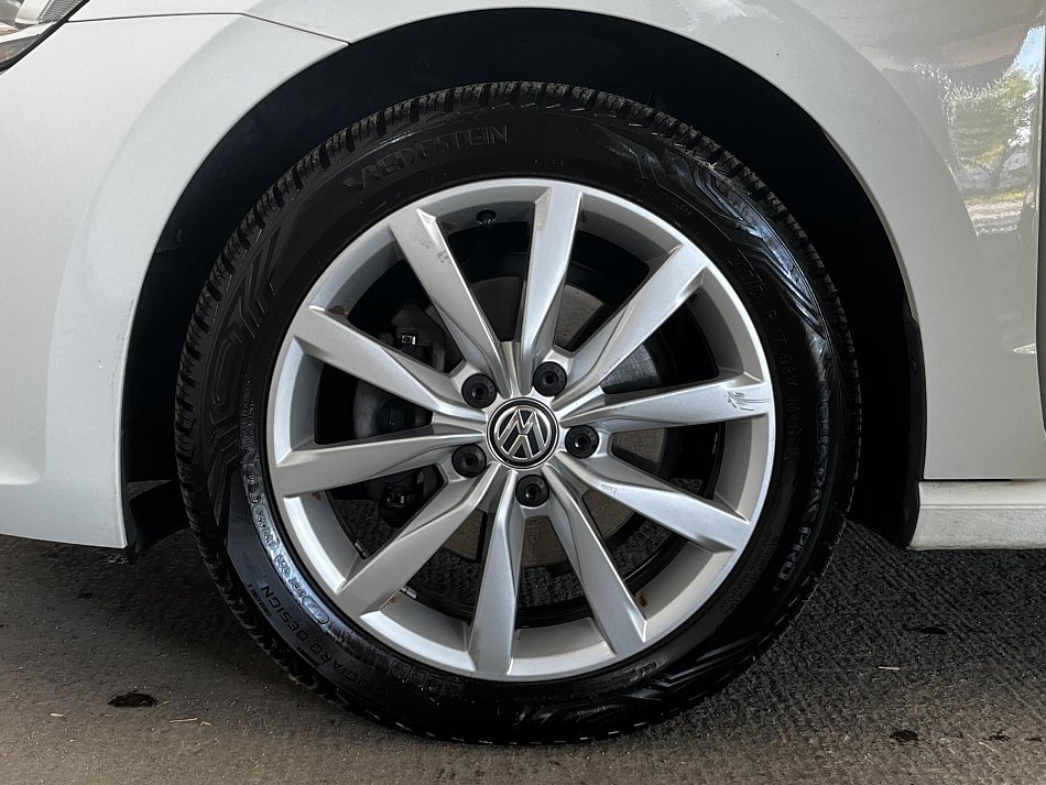 Volkswagen Sportsvan 1.4 TSi Highline