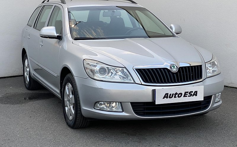 Škoda Octavia II 2.0 TDi Elegance