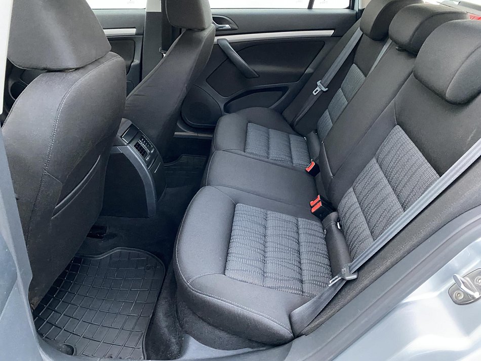 Škoda Octavia II 2.0 TDi Elegance