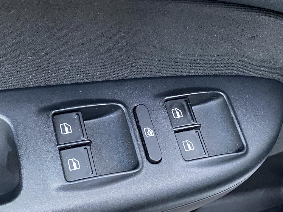 Škoda Octavia II 2.0 TDi Elegance