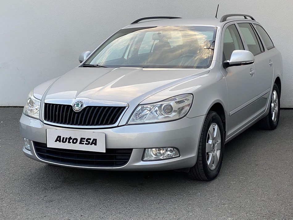 Škoda Octavia II 2.0 TDi Elegance