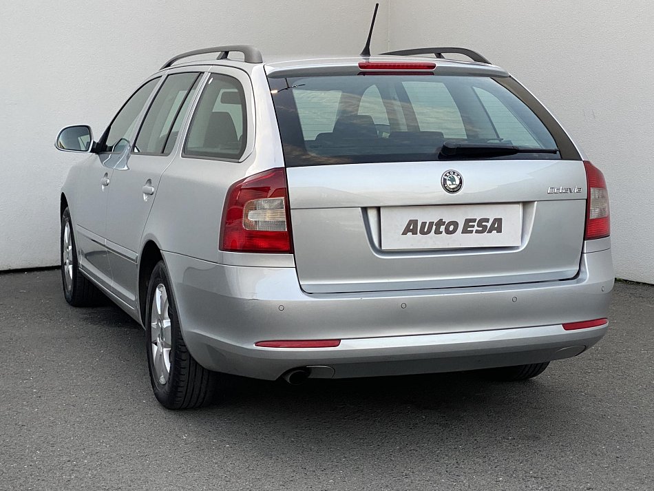 Škoda Octavia II 2.0 TDi Elegance