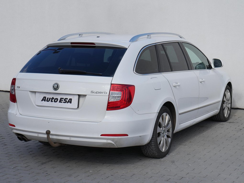 Škoda Superb II 2.0TDi Elegance