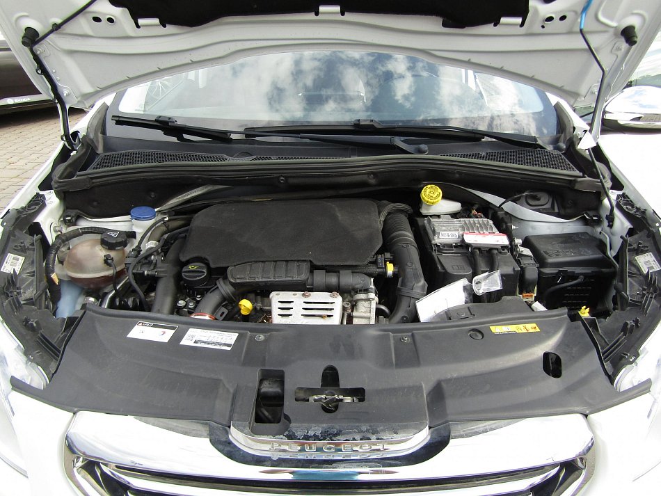 Peugeot 2008 1.2PT Allure