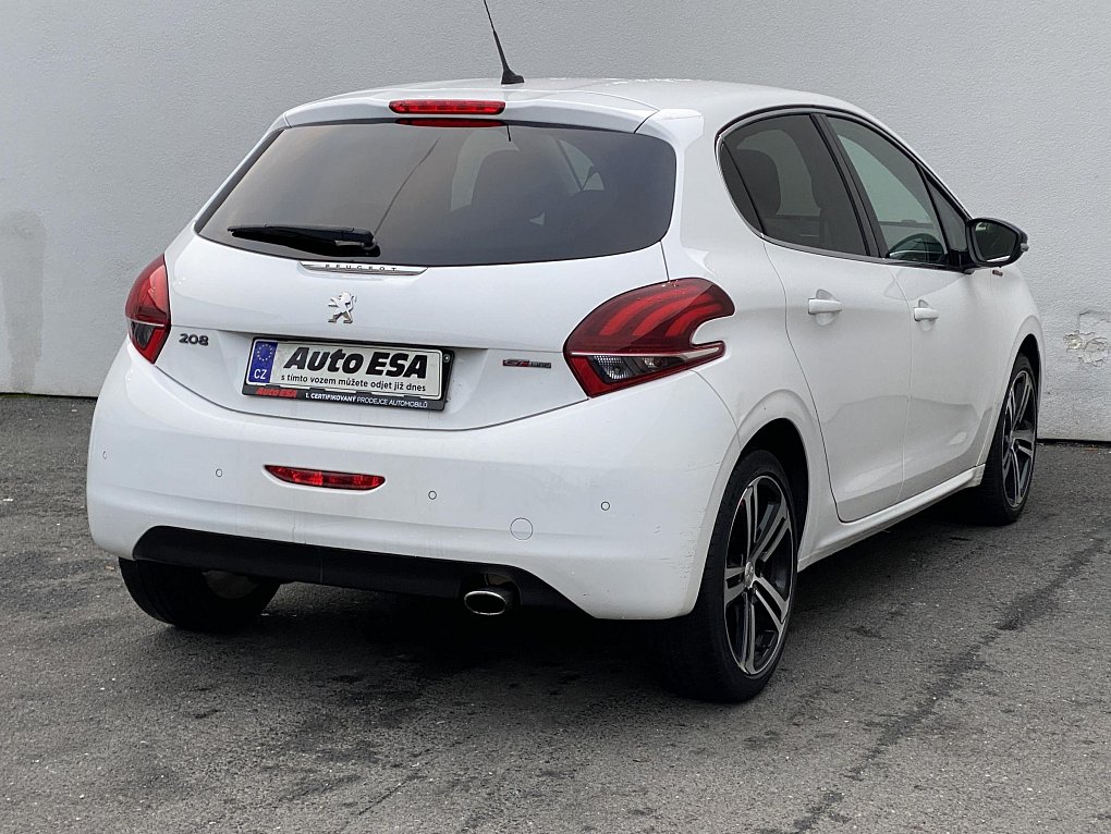 Peugeot 208 1.2 PT GT Line
