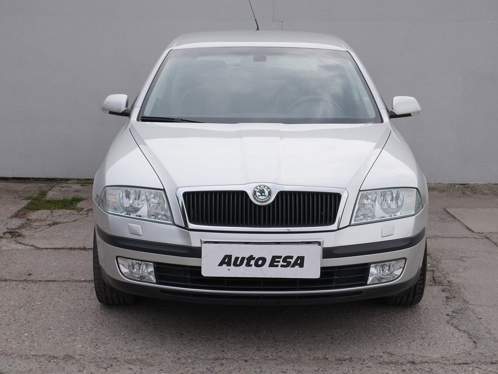 Škoda Octavia II 2.0 FSI 