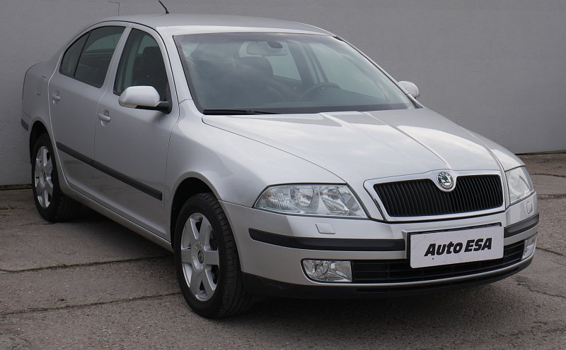 Škoda Octavia II 2.0 FSI 