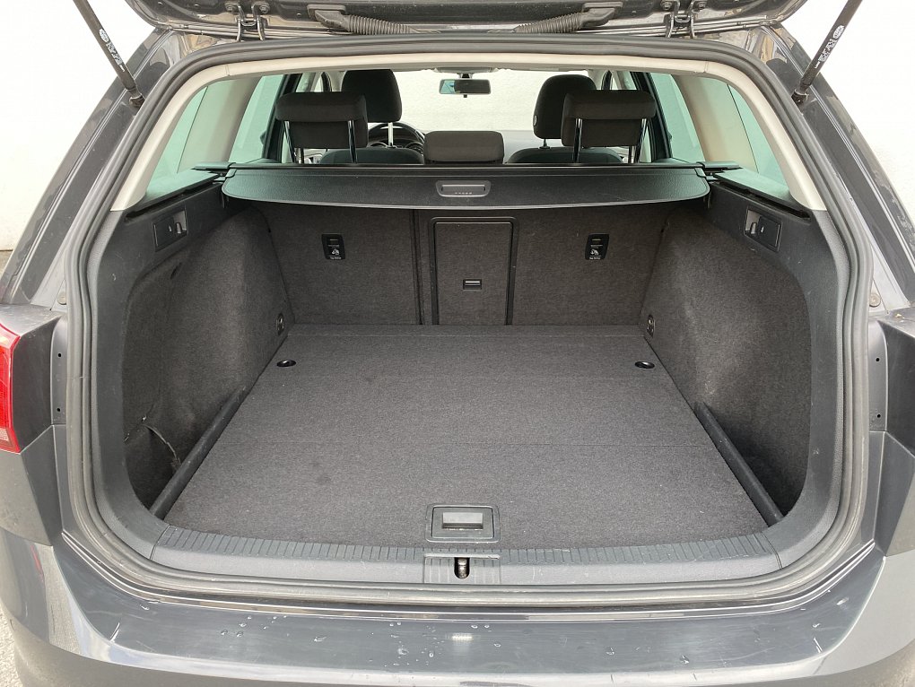 Volkswagen Golf 2.0TDi 