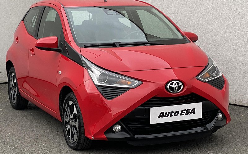 Toyota Aygo 1.0 X-play