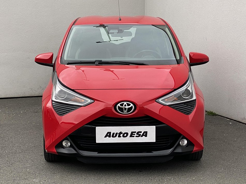 Toyota Aygo 1.0 X-play