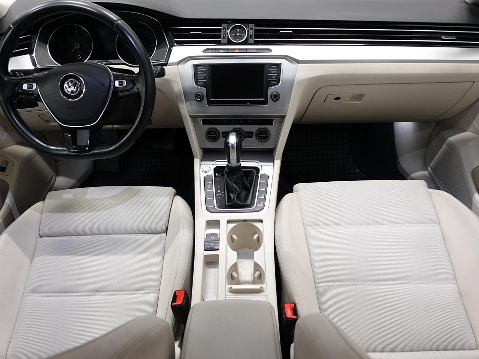 Volkswagen Passat 2.0TDi 