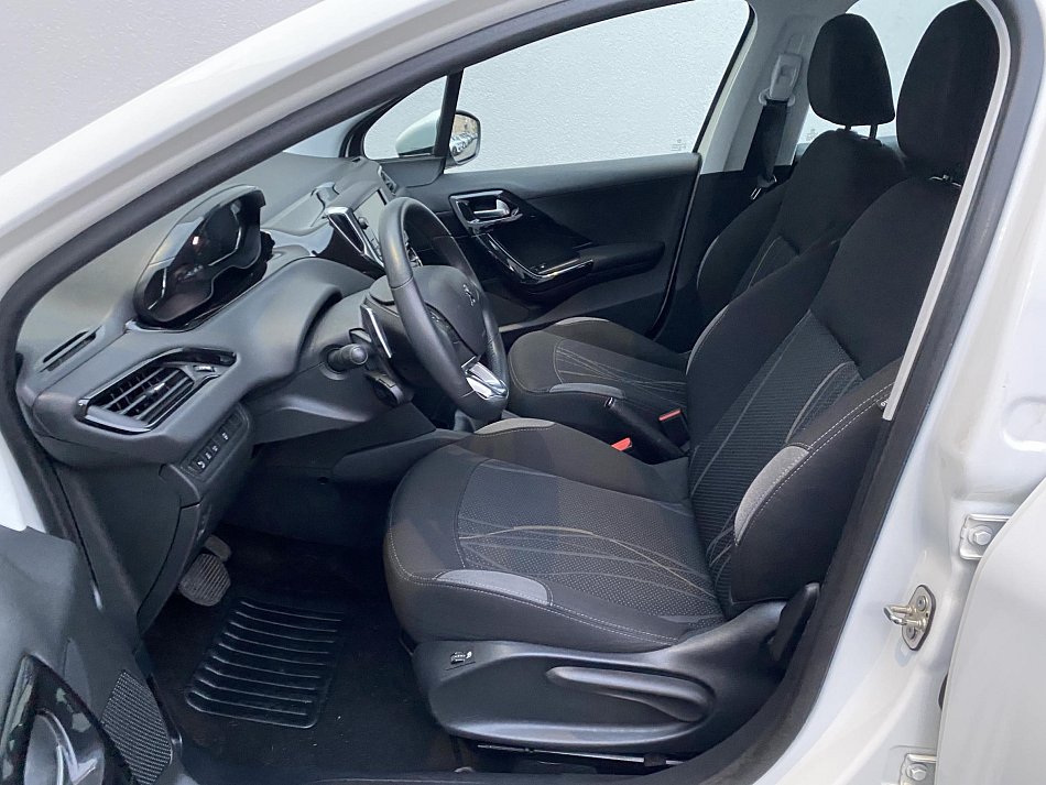 Peugeot 208 1.4HDi 