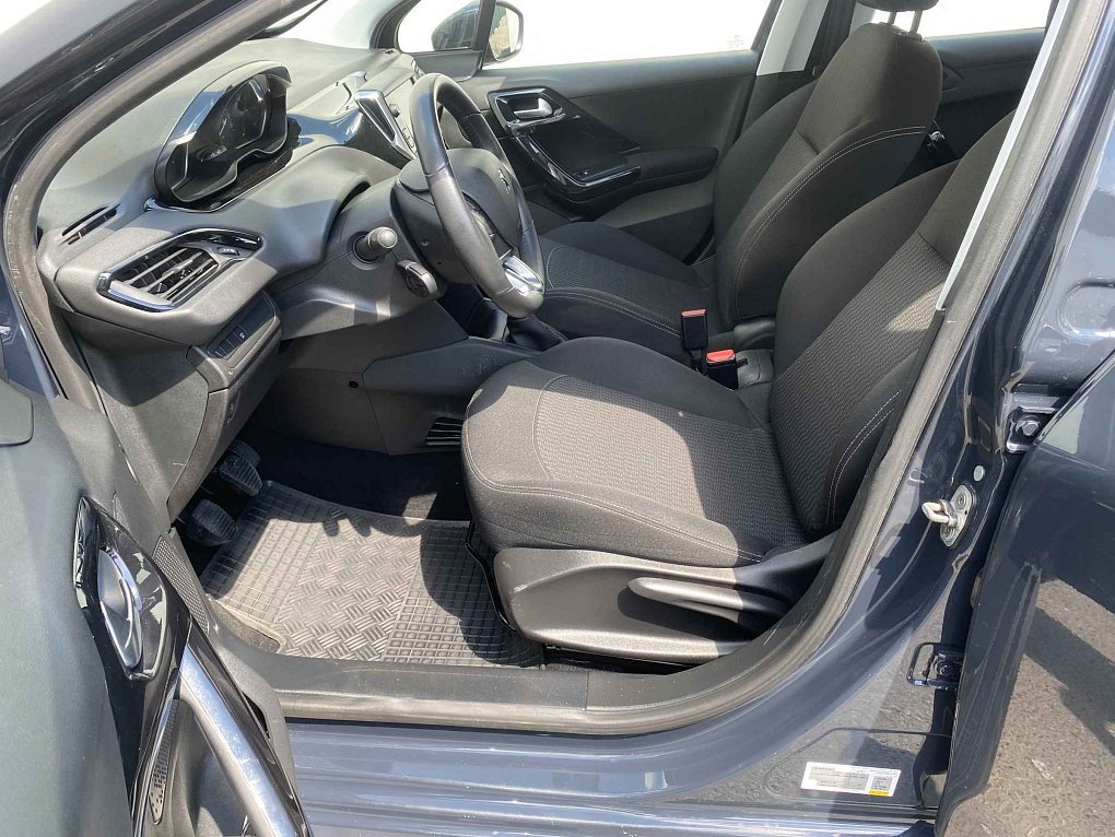 Peugeot 208 1.2 PT Active
