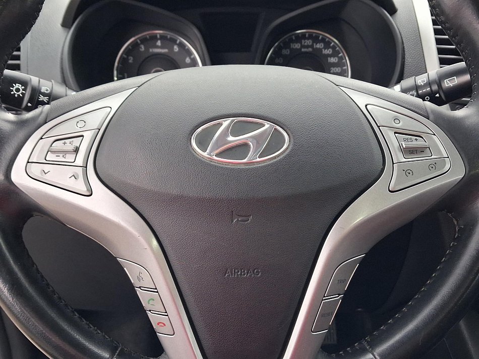 Hyundai Ix20 1.6i 