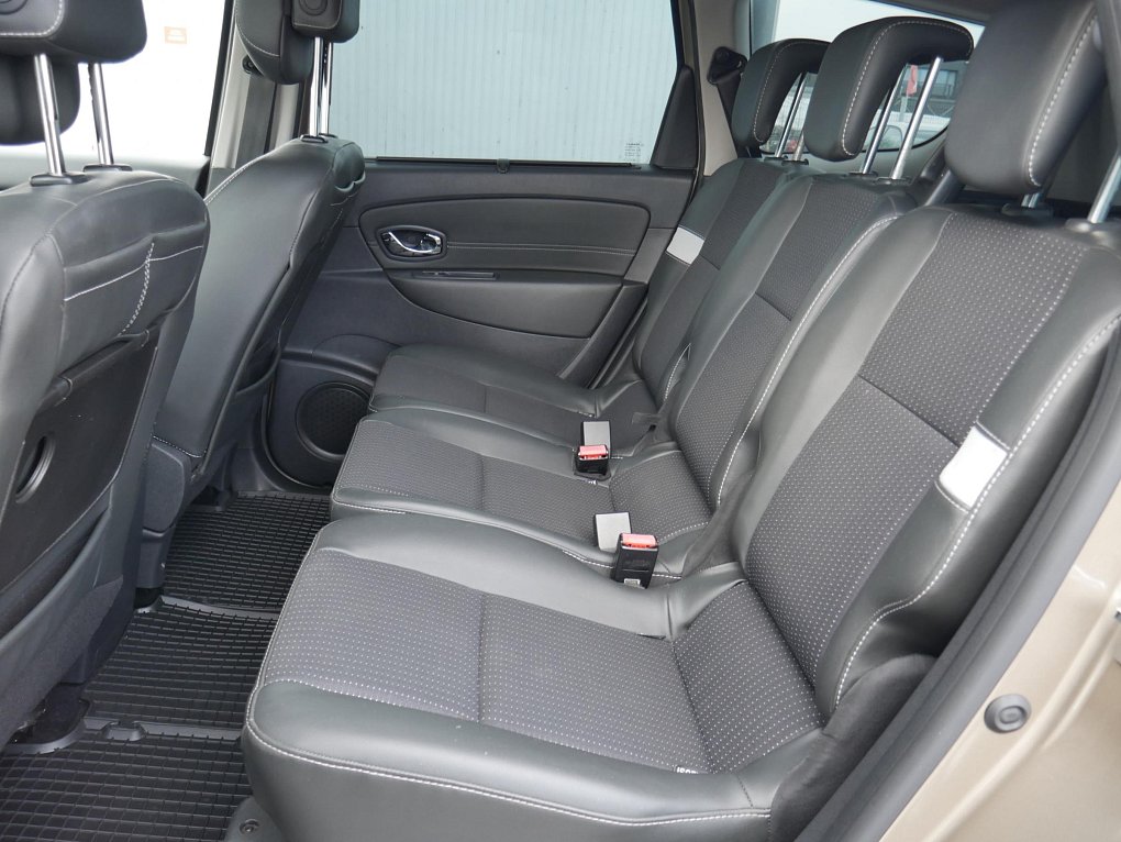 Renault Scénic 1.5 dCi  GRAND 7míst