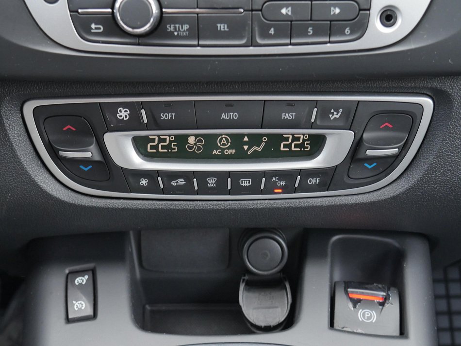 Renault Scénic 1.5 dCi  GRAND 7míst