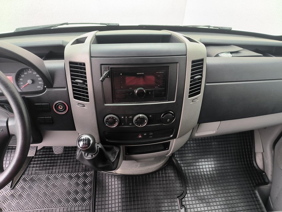 Volkswagen Crafter 2.0TDi  L2H1