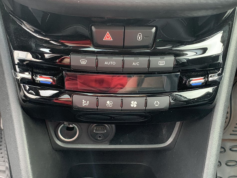 Peugeot 2008 1.6 HDi Allure