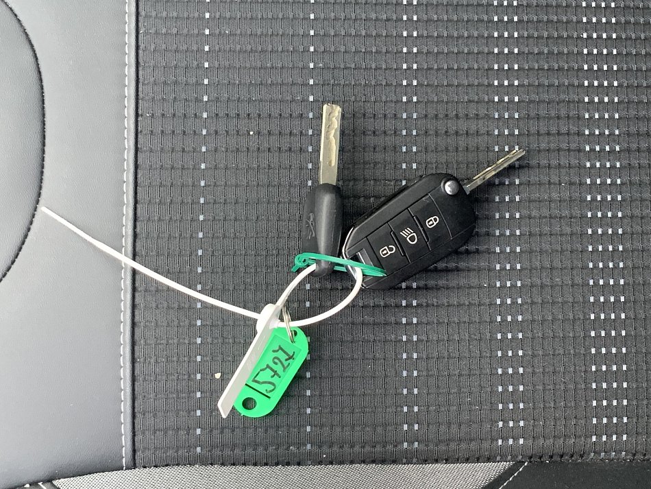 Peugeot 2008 1.6 HDi Allure