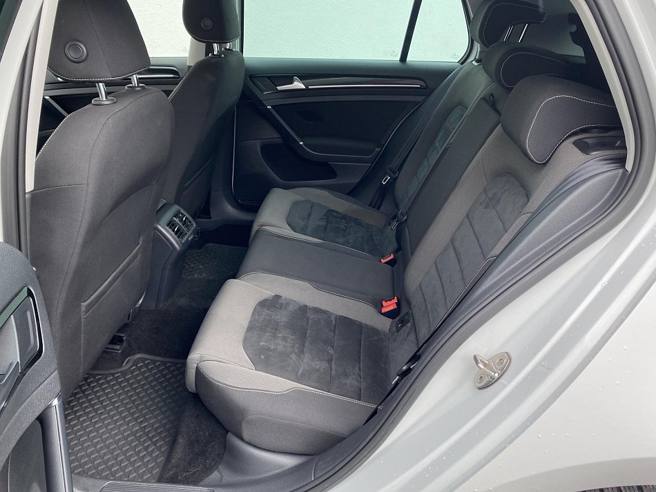 Volkswagen Golf 1.2 TSi Highline