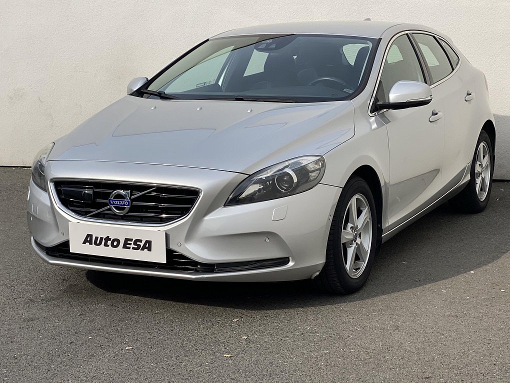 Volvo V40 1.6 D2 Momentum