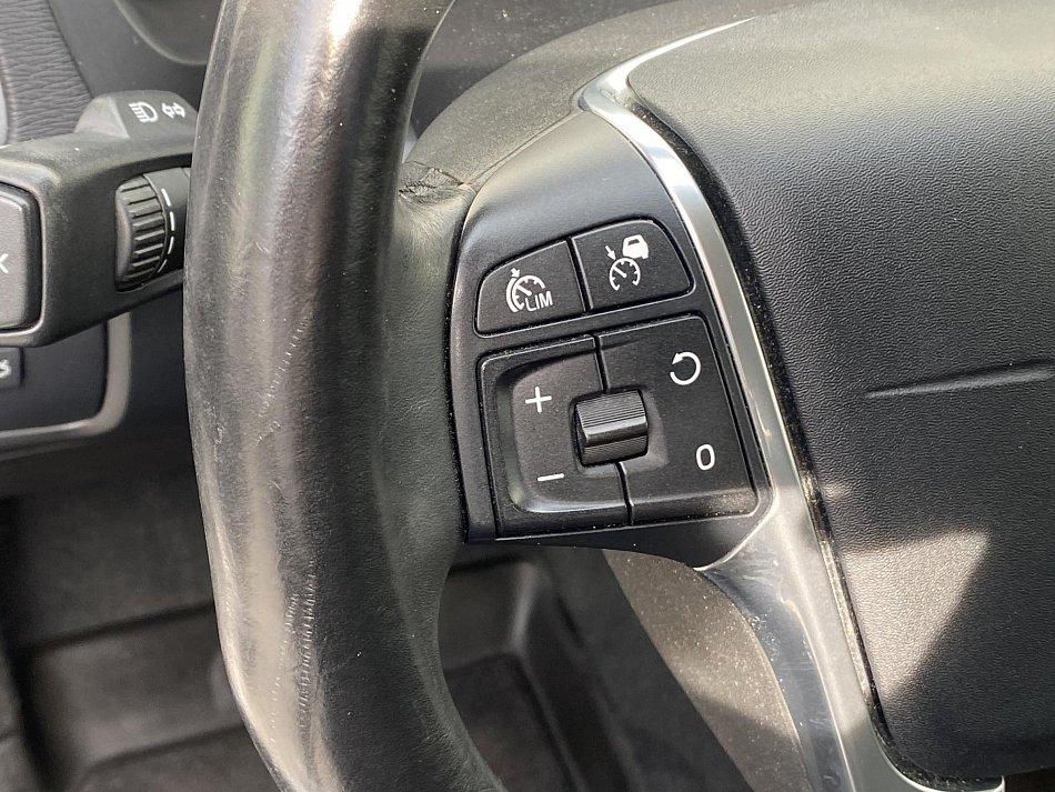 Volvo V40 1.6 D2 Momentum