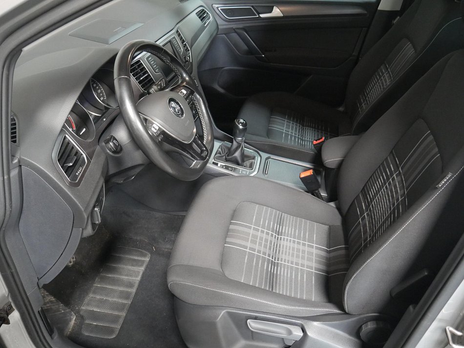 Volkswagen Sportsvan 1.6 TDi 