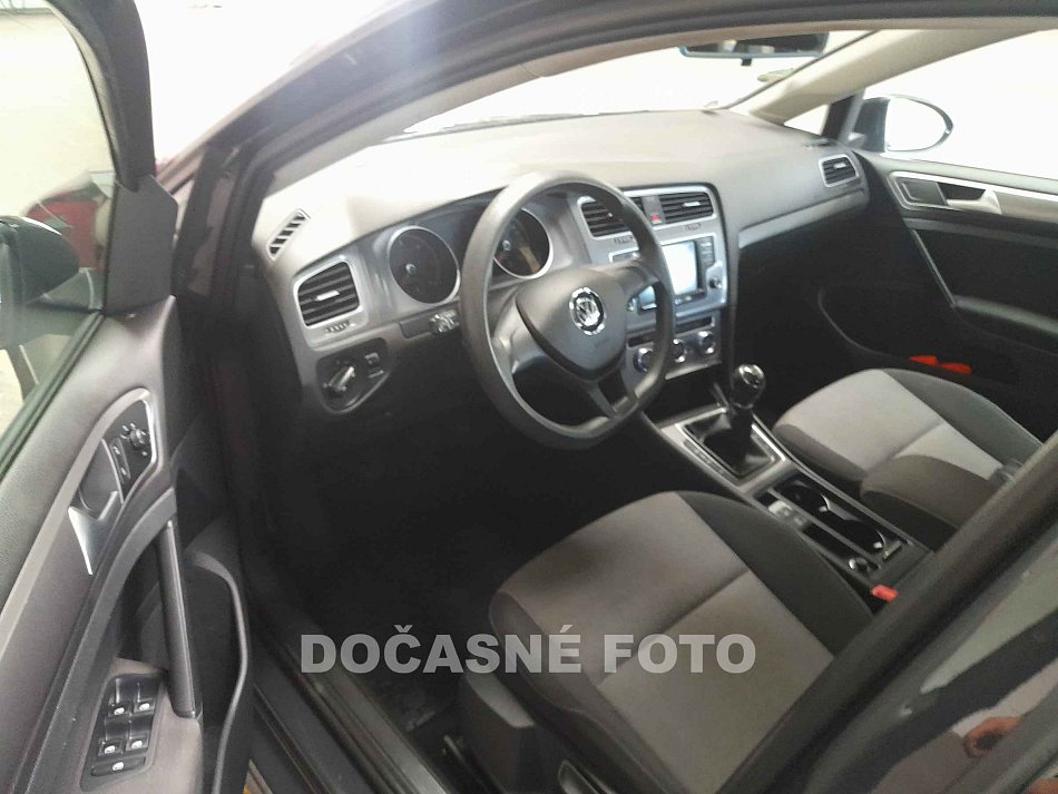 Volkswagen Golf 1.6 