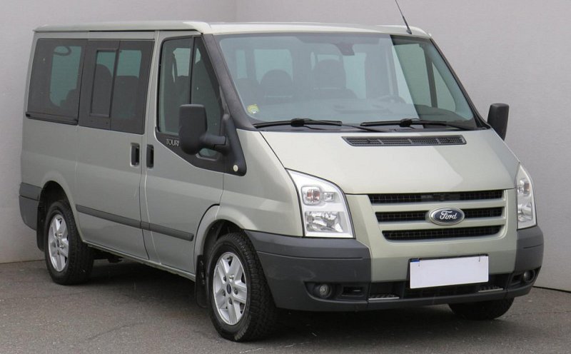 Ford Transit 2.2TDCi Trend L3 9míst