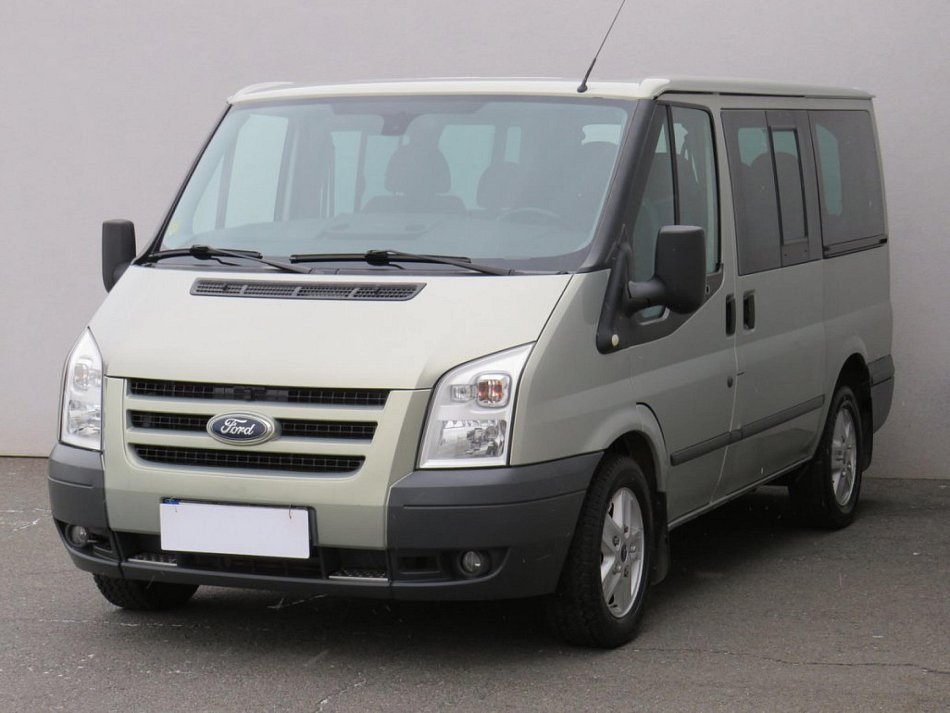 Ford Transit 2.2TDCi Trend L3 9míst