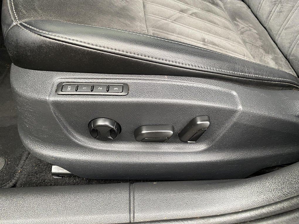 Škoda Octavia III 2.0 TDi L&K 4x4