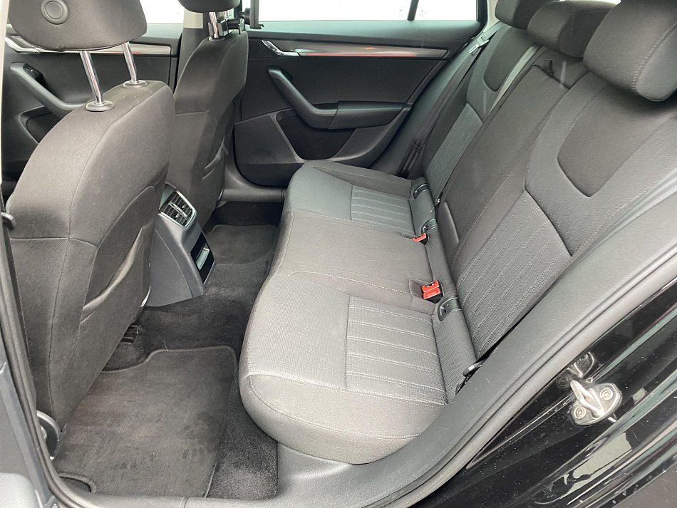 Škoda Octavia III 2.0 TDi Style