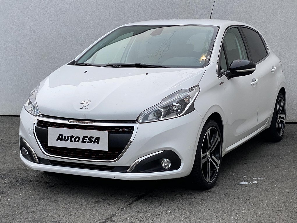 Peugeot 208 1.2 PT GT Line