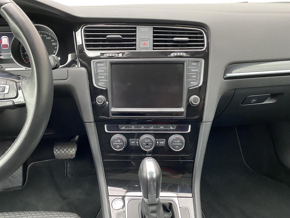 Volkswagen Golf 2.0 TDi Highline