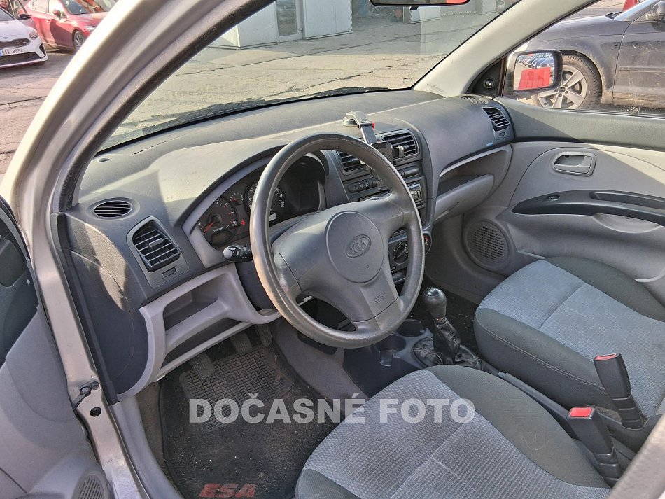 Kia Picanto 1.0i 