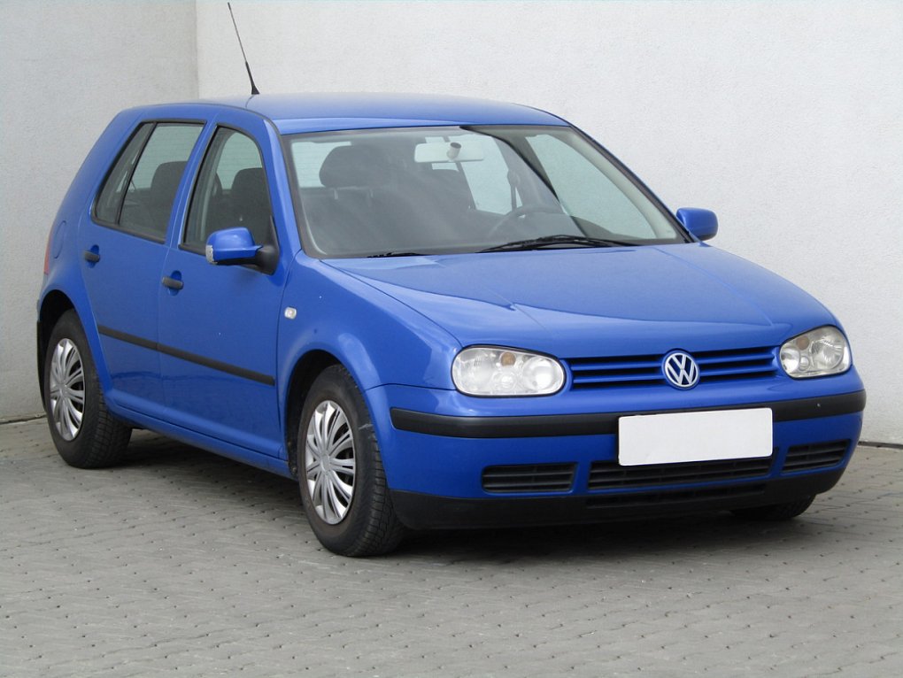 Volkswagen Golf 1.4MPI 