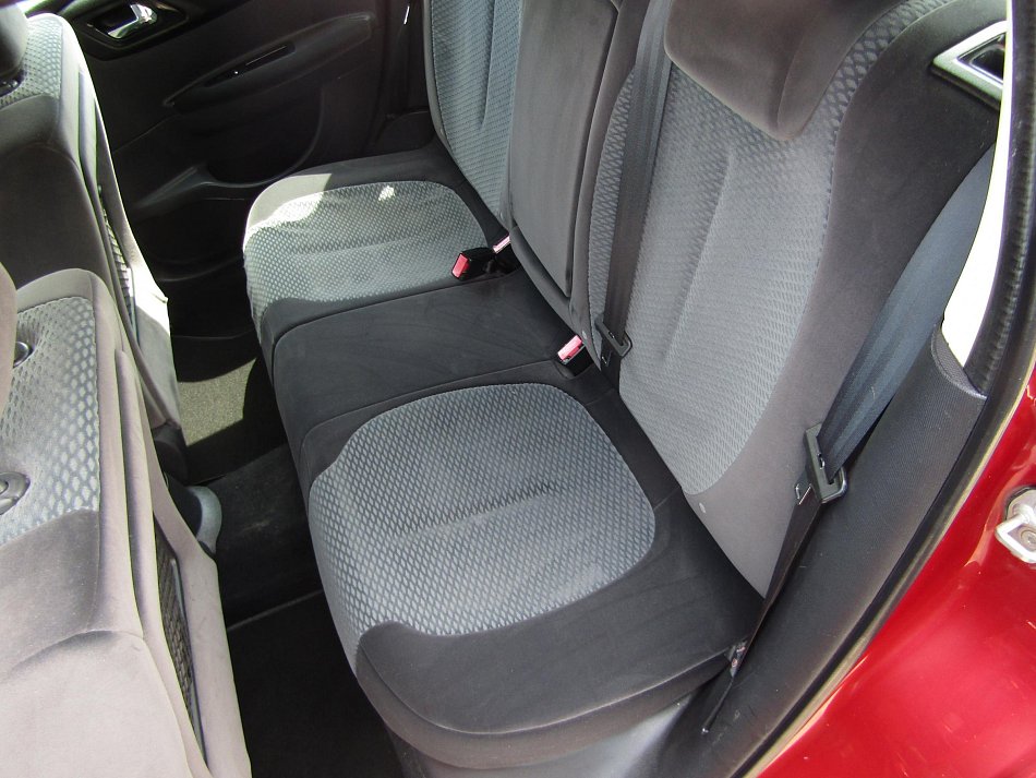 Citroën C4 1.6 i 16V 