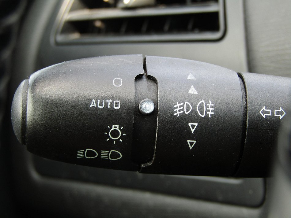 Citroën C4 1.6 i 16V 