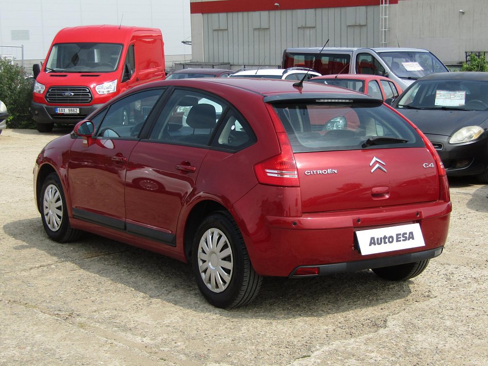 Citroën C4 1.6 i 16V 