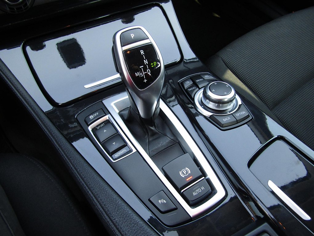 BMW Řada 5 3.0 D  525d