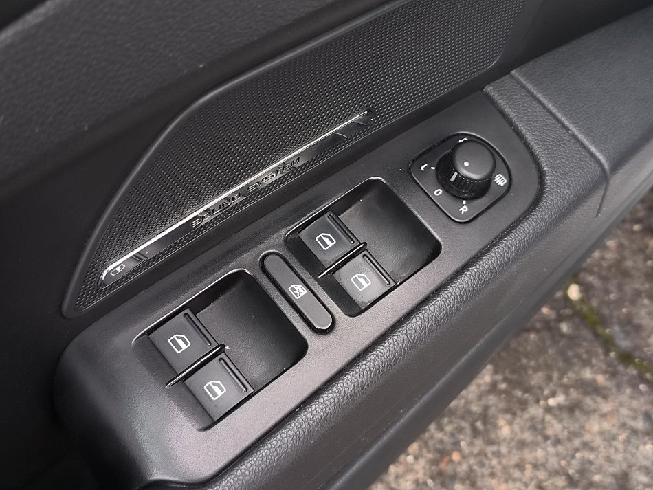 Škoda Superb II 2.0 TDi Elegance