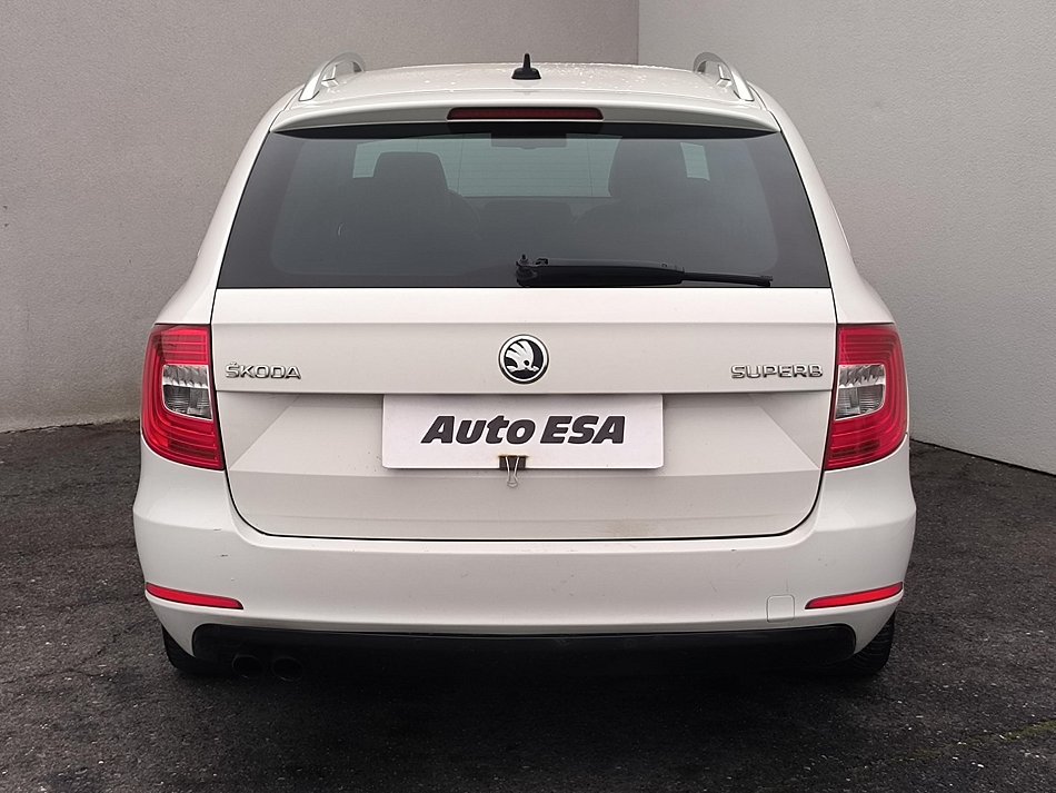Škoda Superb II 2.0 TDi Elegance