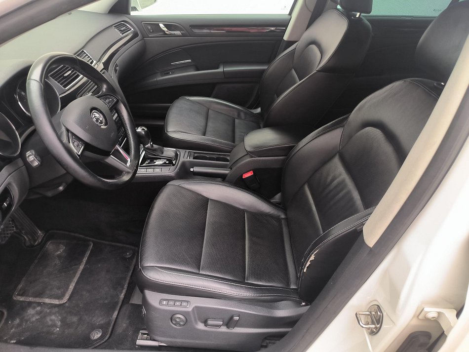 Škoda Superb II 2.0 TDi Elegance