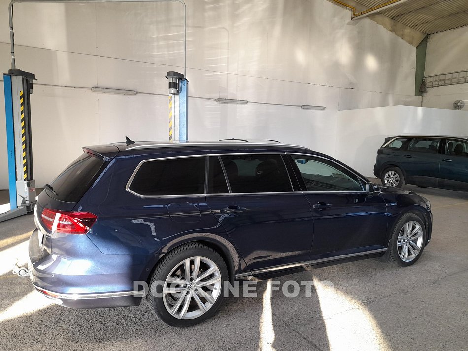 Volkswagen Passat 2.0 Bi- TDi 